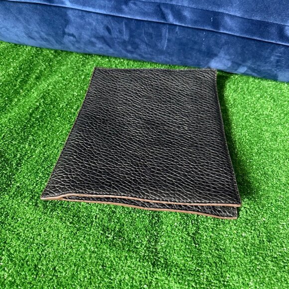 Punchcase by Leslie Hsu Black Pebbled Leather Clutch Handbag w/ Skull Design - Picture 10 of 12